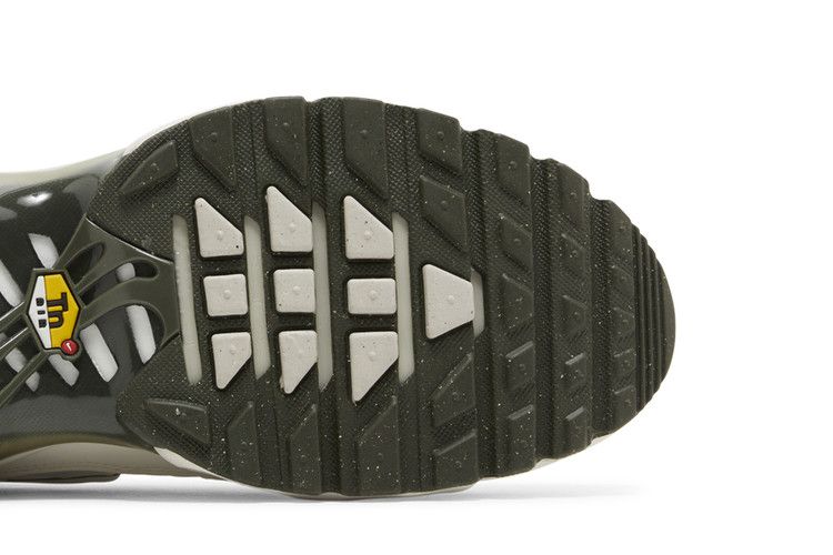 Nike Air Max Plus Phantom Cargo Khaki