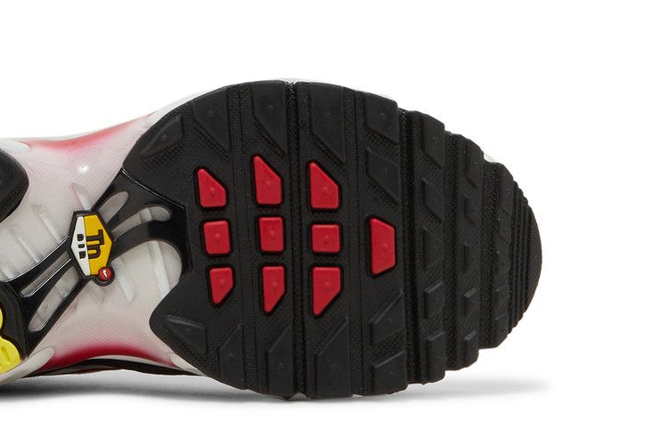 Nike Air Max Plus Photon Dust Particle Grey Black Varsity Red (GS)