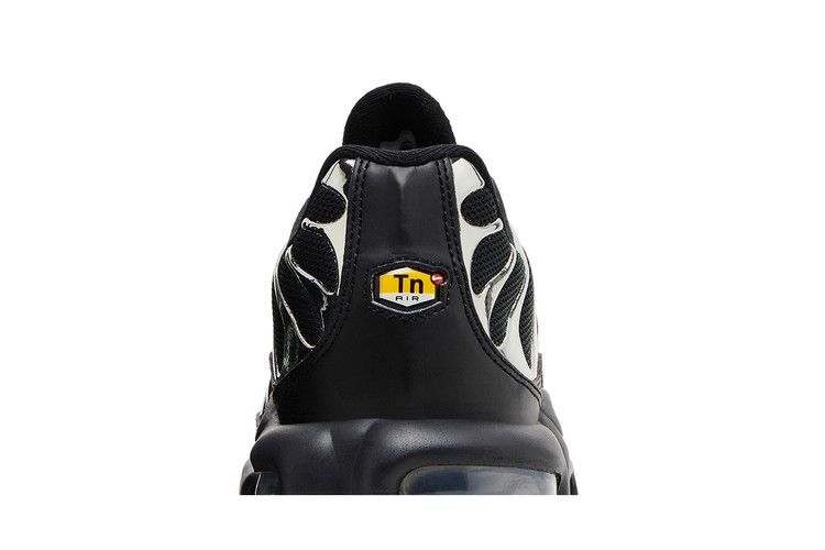 Nike Air Max Plus SE Black Chrome (Women's)